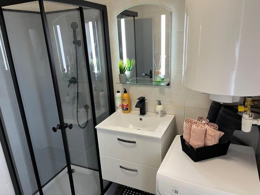 Bel Appartement Neuf, Bien Situe 卡尔卡松 外观 照片